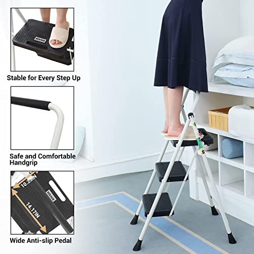 Folding Step Ladder with Handgrip Black M53716