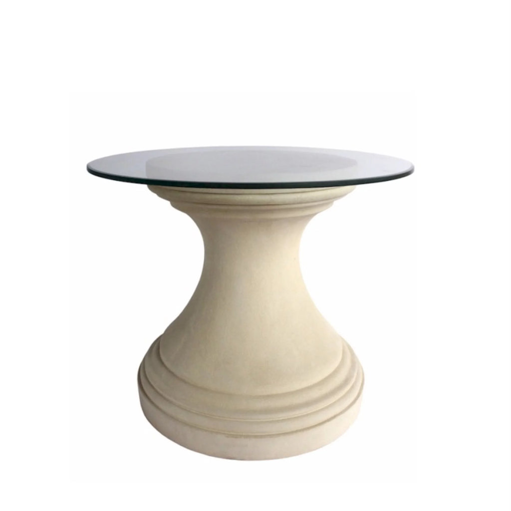 Round Table L973906