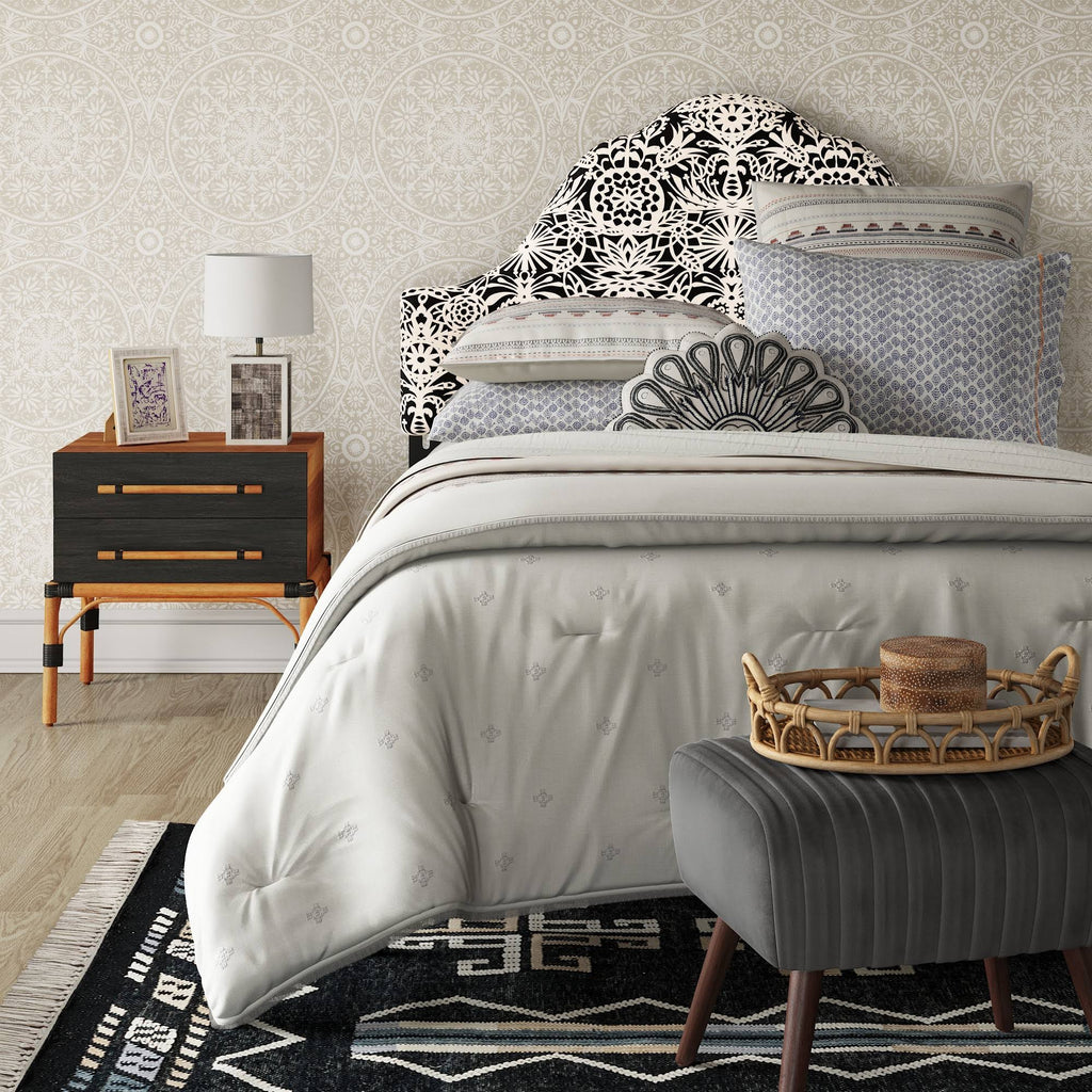 California King Black & White Floral Arched Headboard Y873