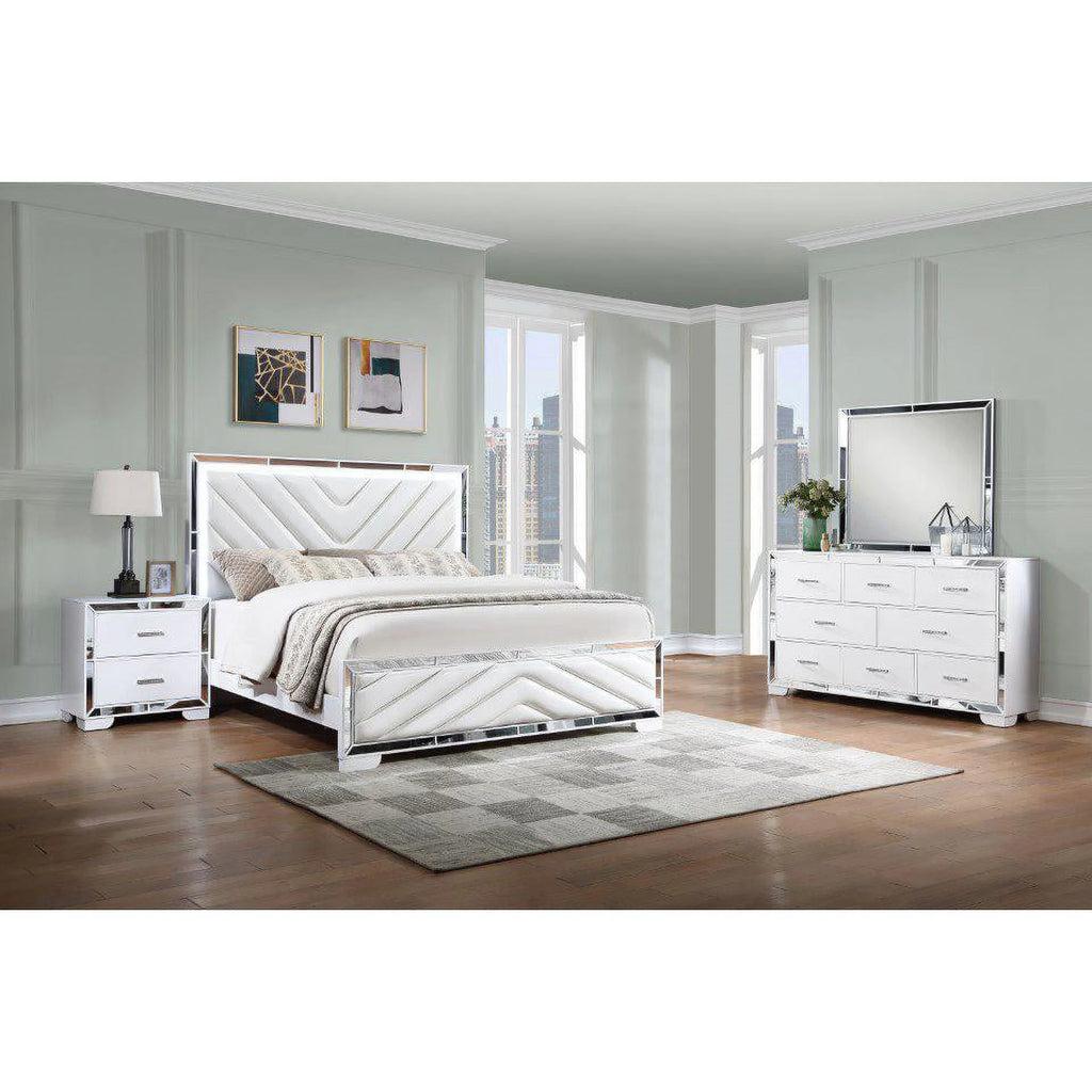 King Bedroom Set with LED Lights N874