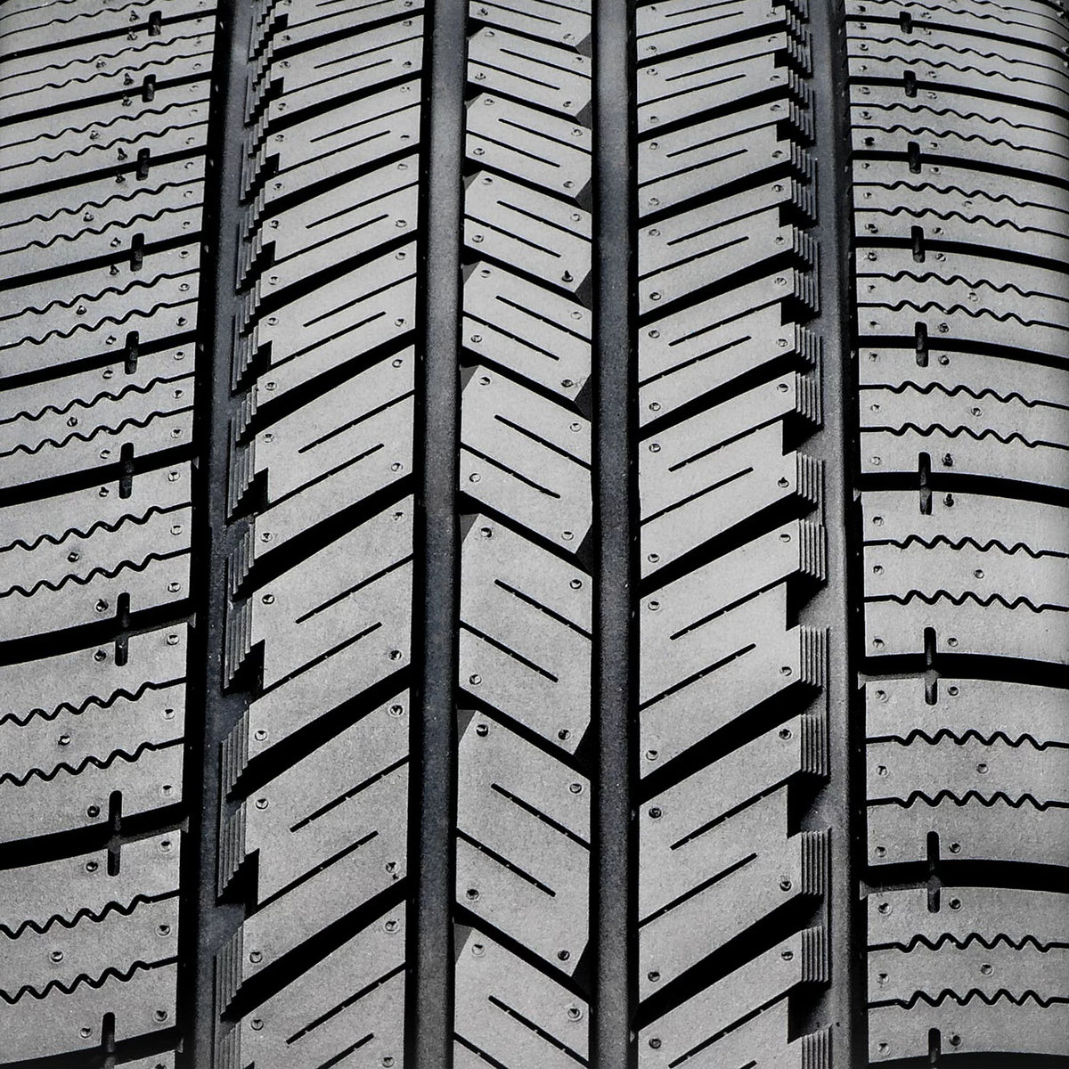 All Season 275/60R20 115S Light Truck Tire Q8137