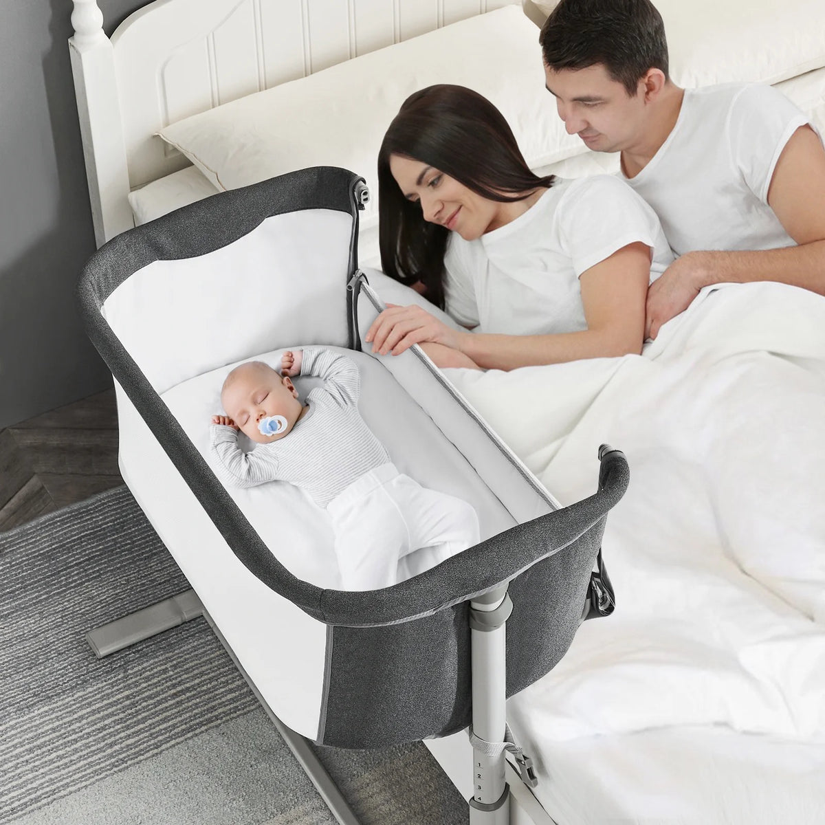 Baby Bassinet Bedside Sleeper D542