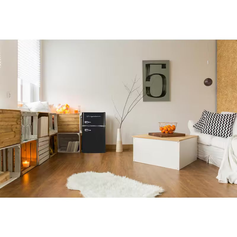 2 Door Retro Mini Fridge in Black Q971