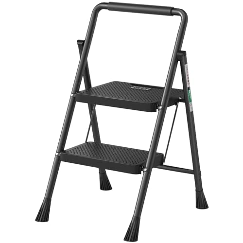 Folding Step Ladder with Handgrip Black M53716