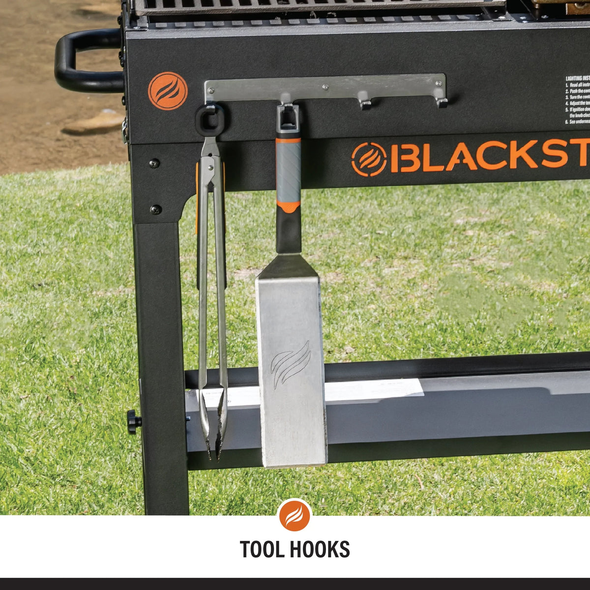 17 Griddle and Charcoal Grill Combo Y903012