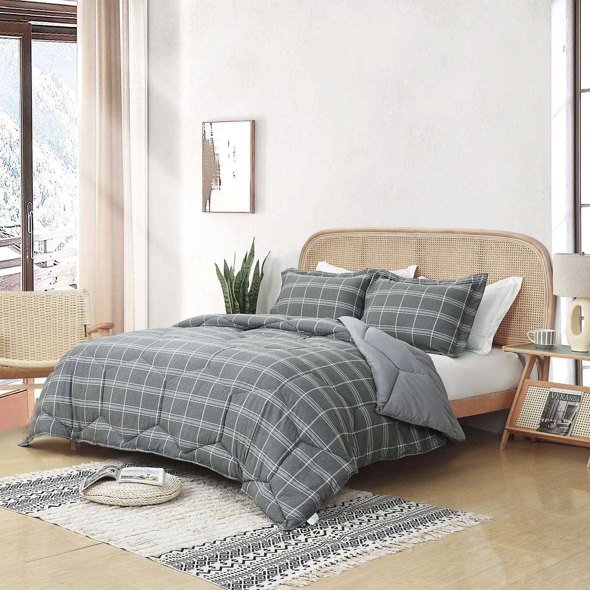 Reversible Check Pattern Comforter Set Queen N985548