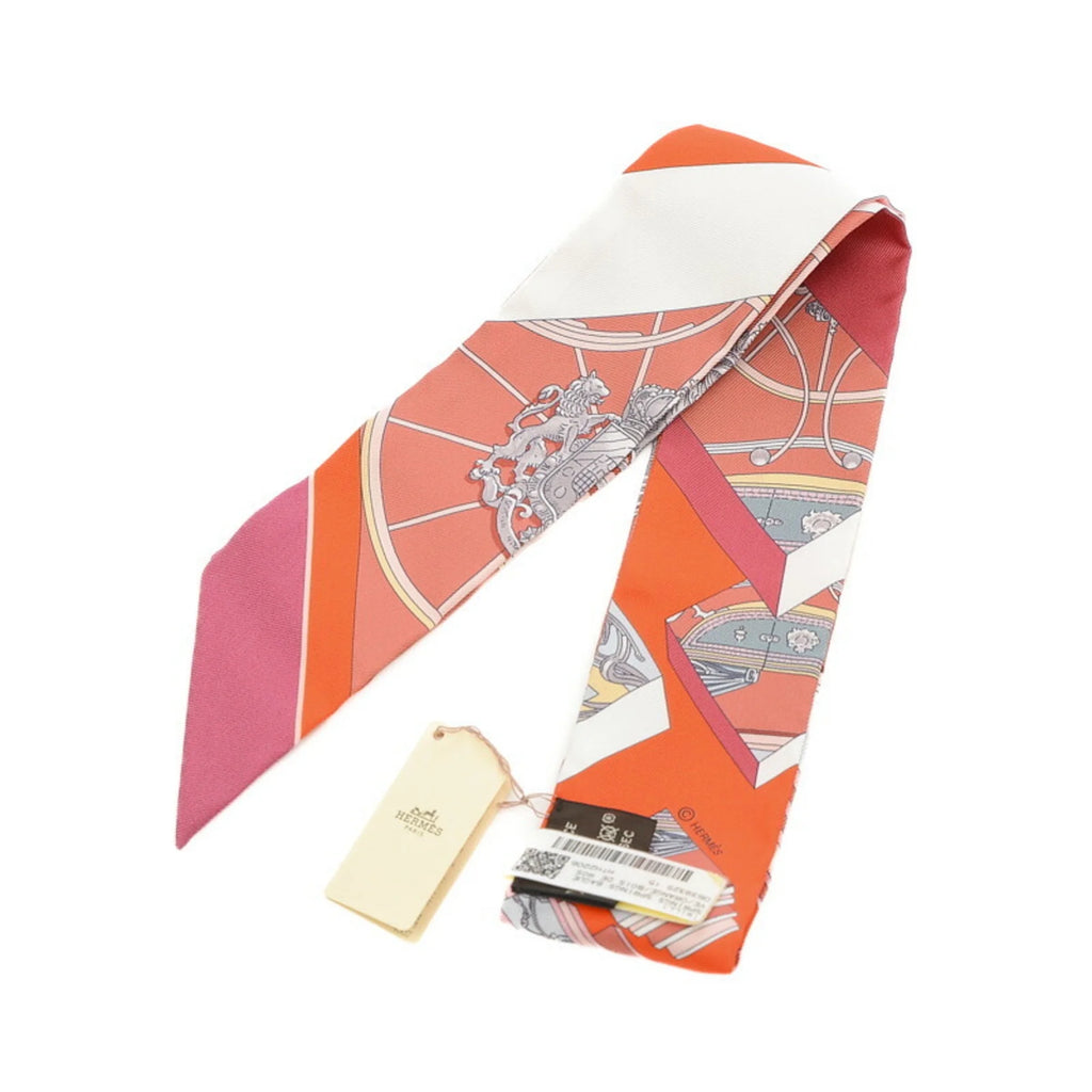 Pre-Owned 100% Silk Scarf J614