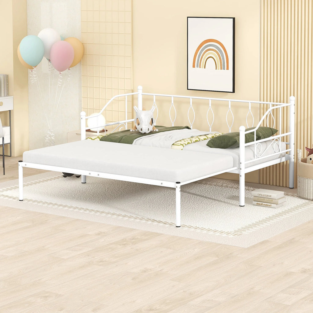 Twin Size White Metal Daybed with Trundle W1794