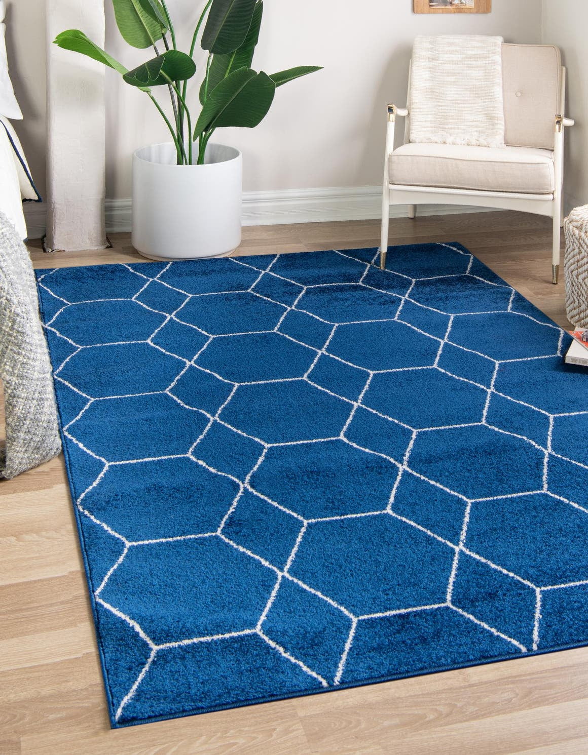 Navy Blue/Ivory 9' x 12' Geometric Trellis Rug Y8249