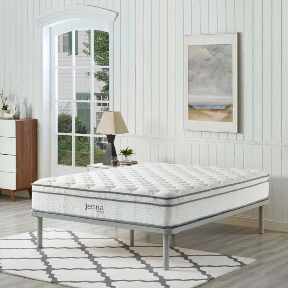 Quilted Full Size Pillow Top Innerspring Mattress in White F4548